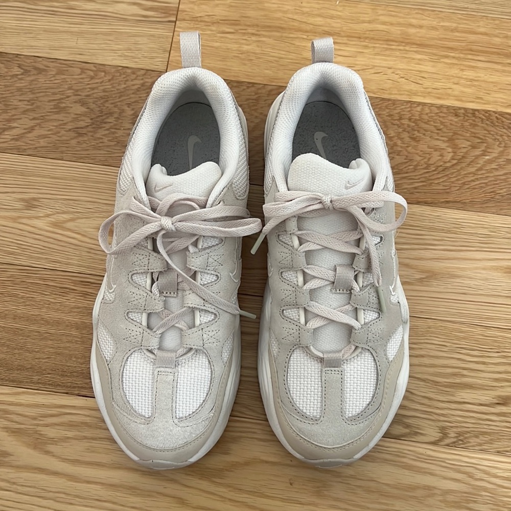 Nike Tech Hera Sneakers Size 8.5